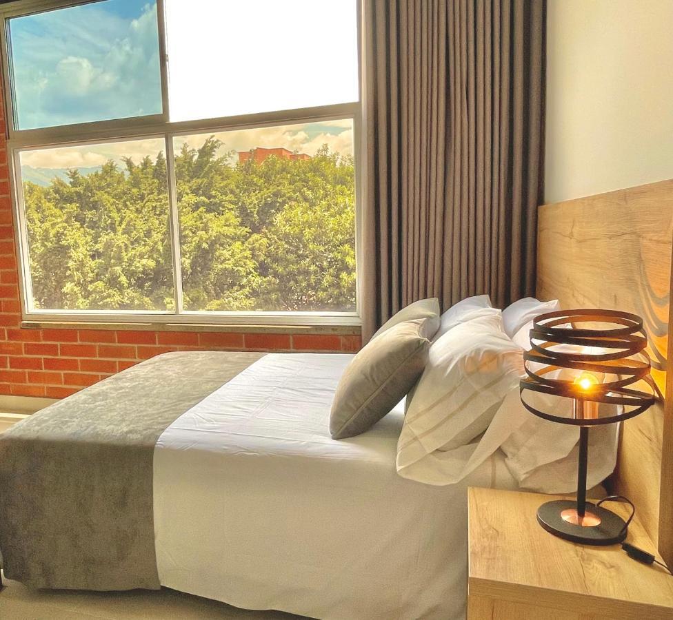 Apartamento En Laurels Medellin Ngoại thất bức ảnh